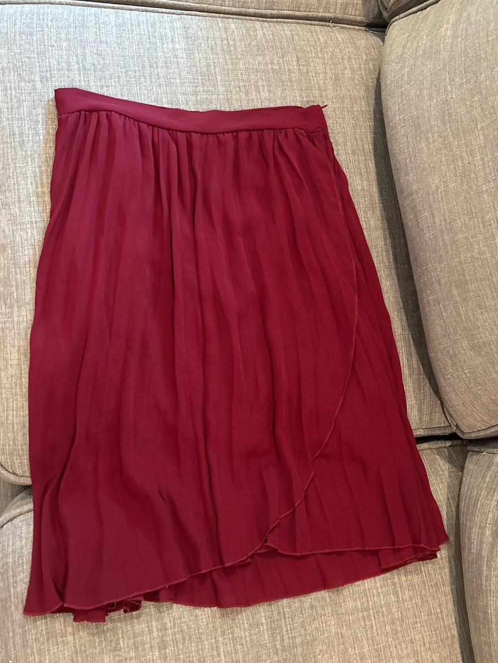 Women's Burgundy Pleated Midi Skirt